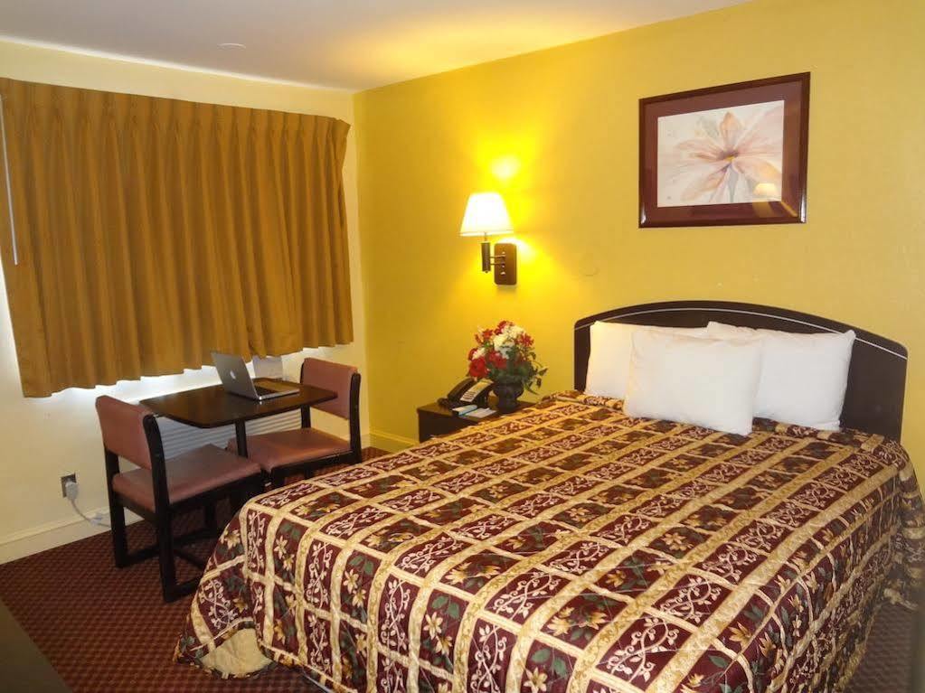 Americas Best Value Inn - Goldsboro Kültér fotó